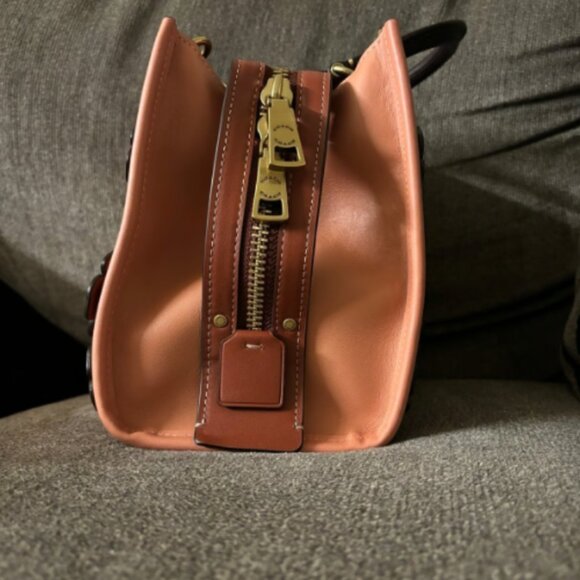 NWOT Coach Tea Rose Rogue 25 - Picture 7 of 9